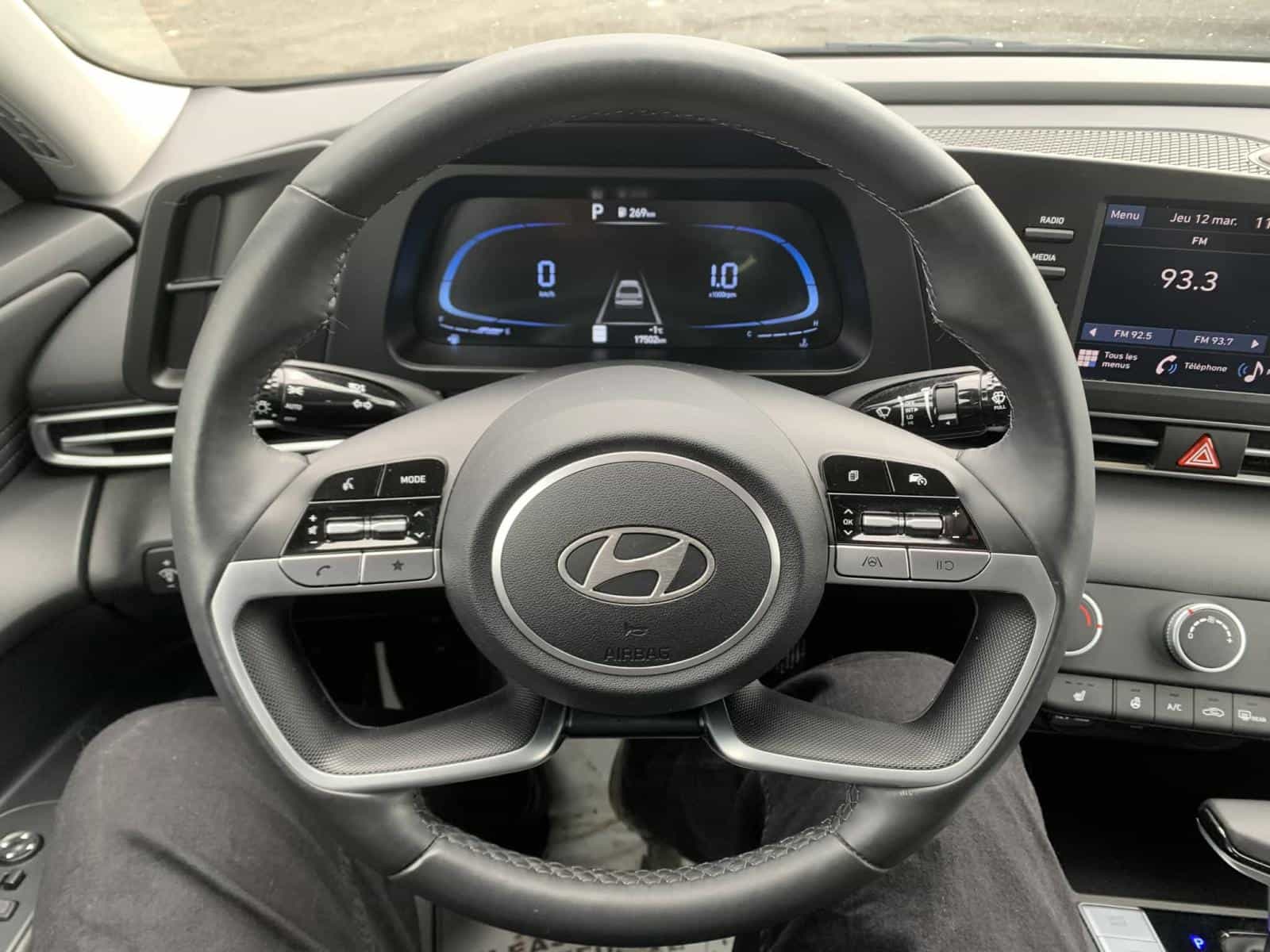 2024 Hyundai Elantra Preferred - Image 17