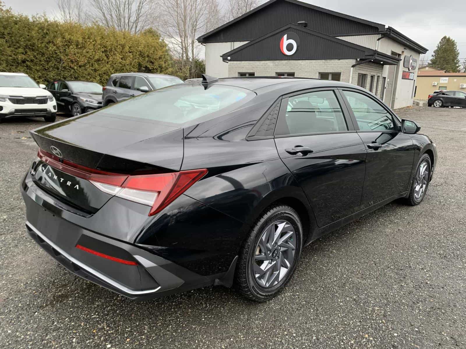 2024 Hyundai Elantra Preferred - Image 4