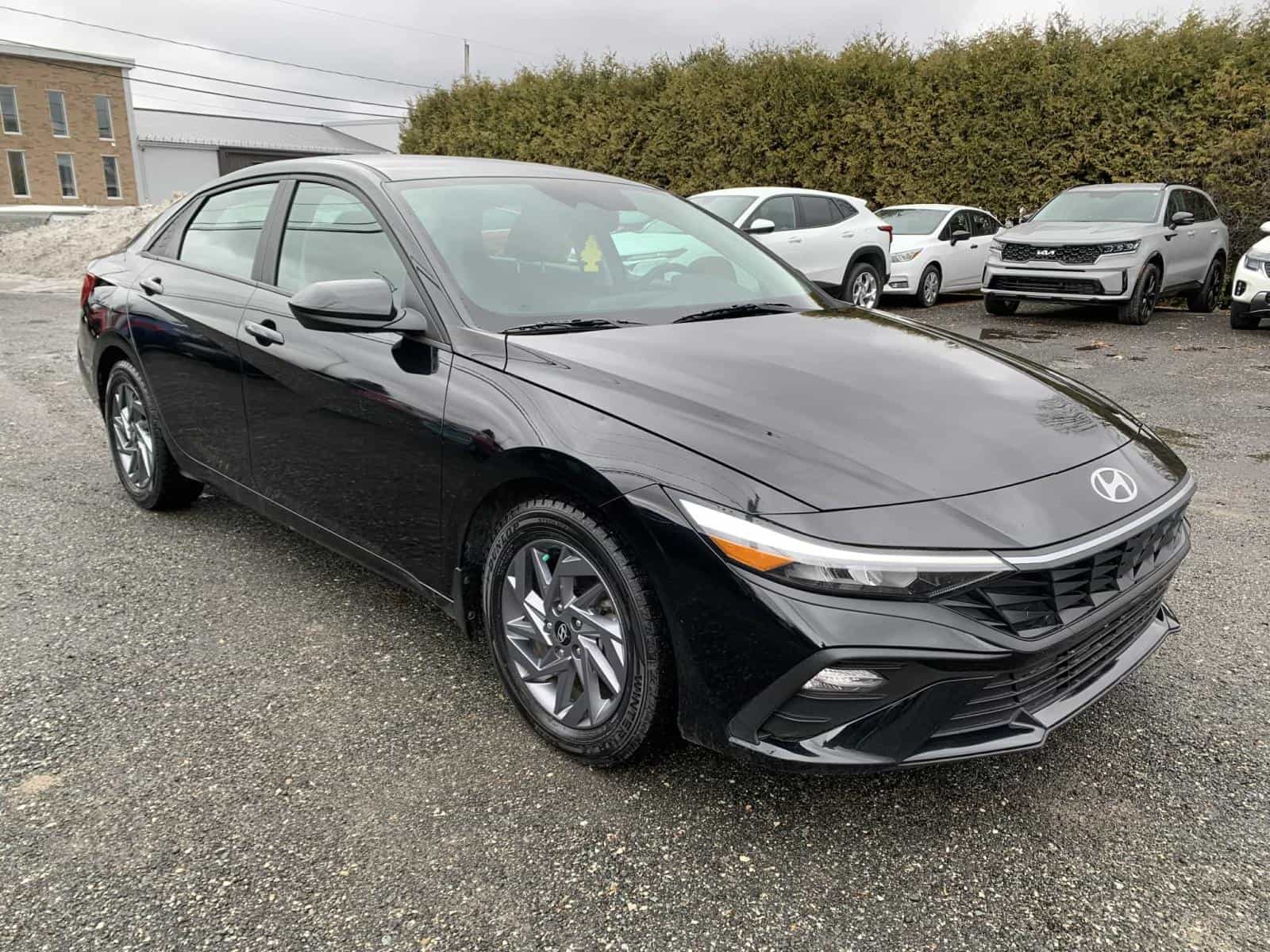 2024 Hyundai Elantra Preferred - Image 3