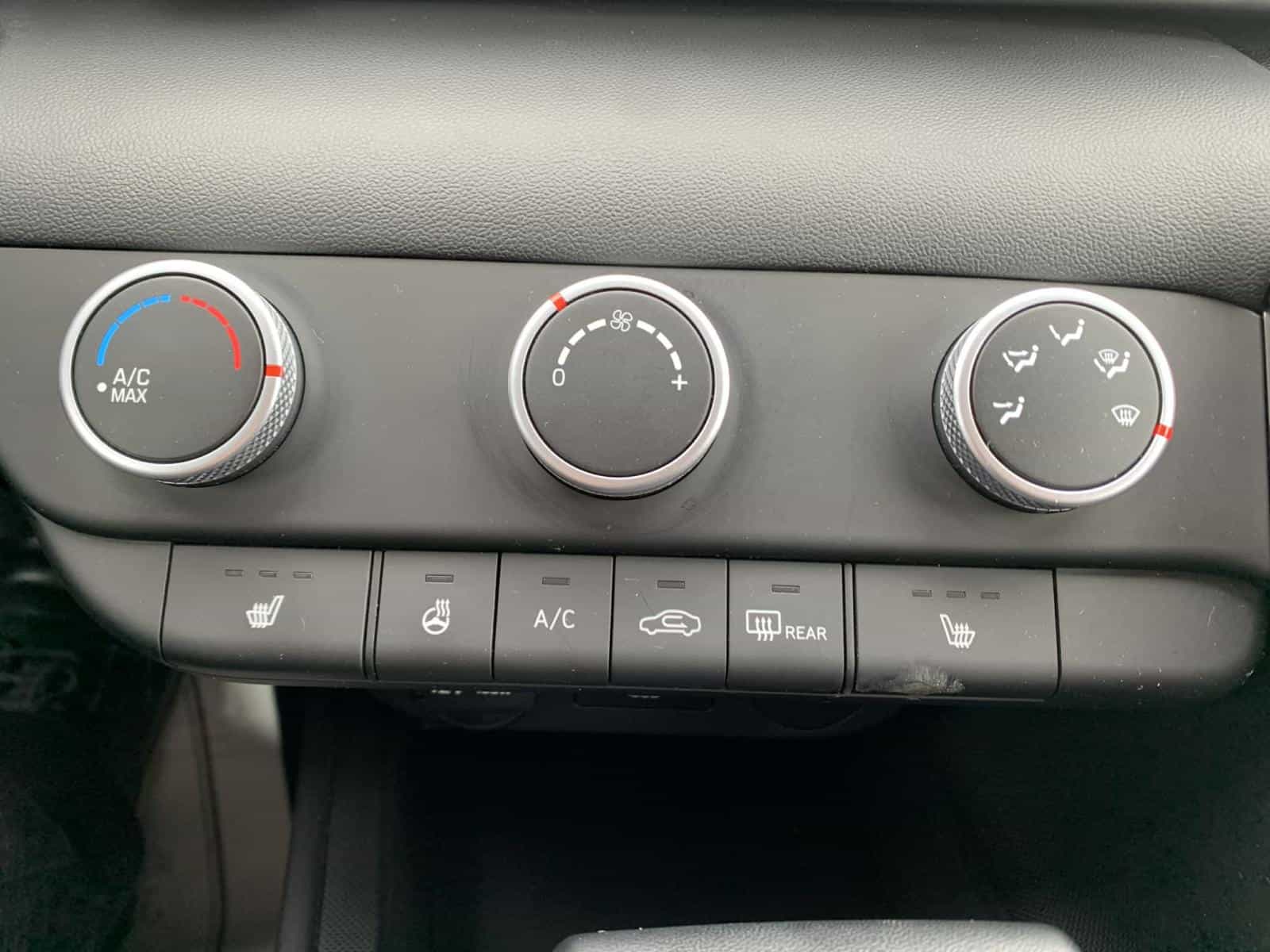 Image 26 Hyundai Elantra Preferred 2024