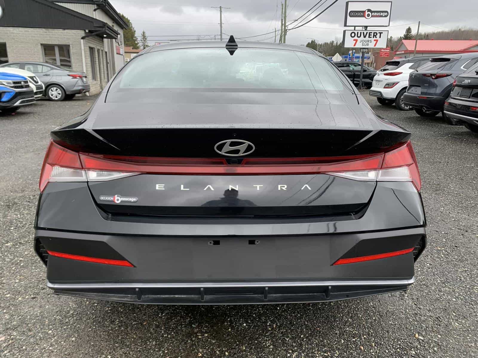 2024 Hyundai Elantra Preferred - Image 15