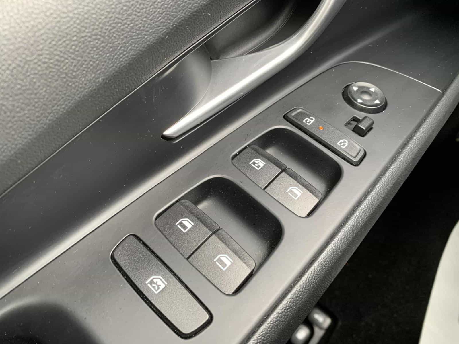 Image 27 Hyundai Elantra Preferred 2024