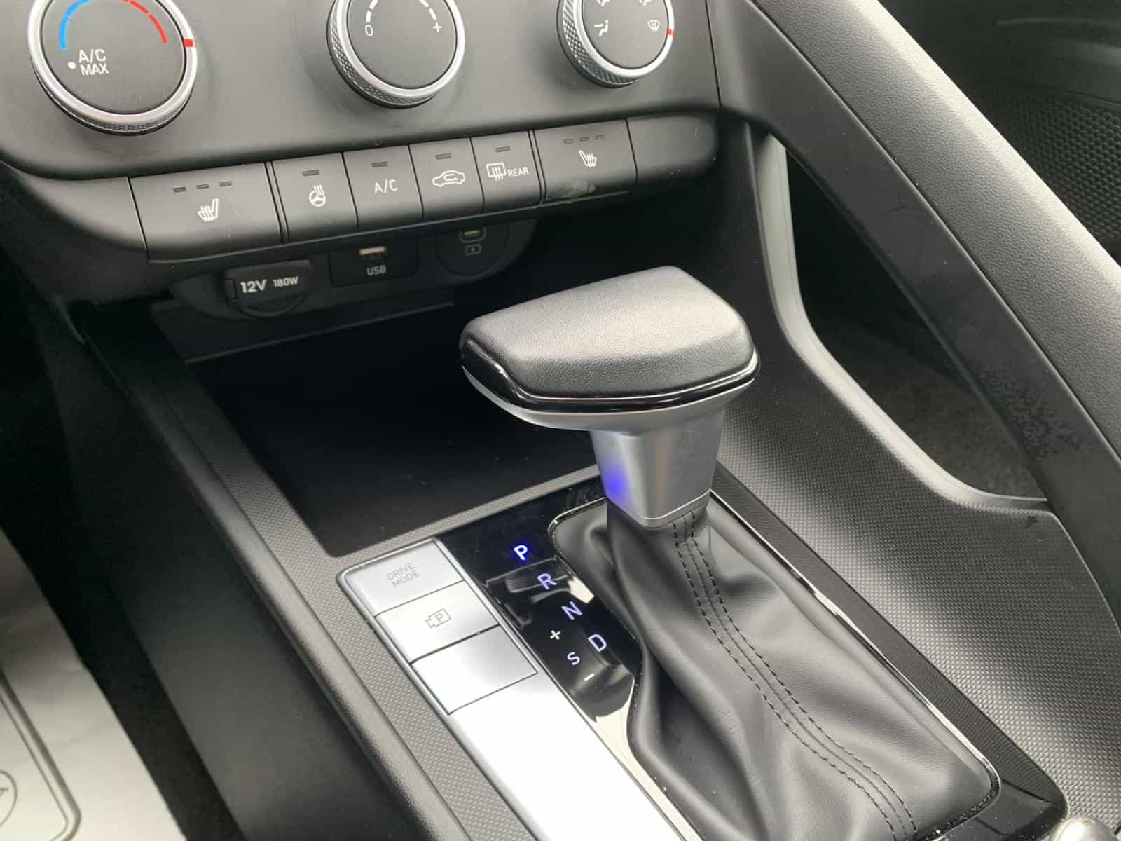 2024 Hyundai Elantra Preferred - Image 28