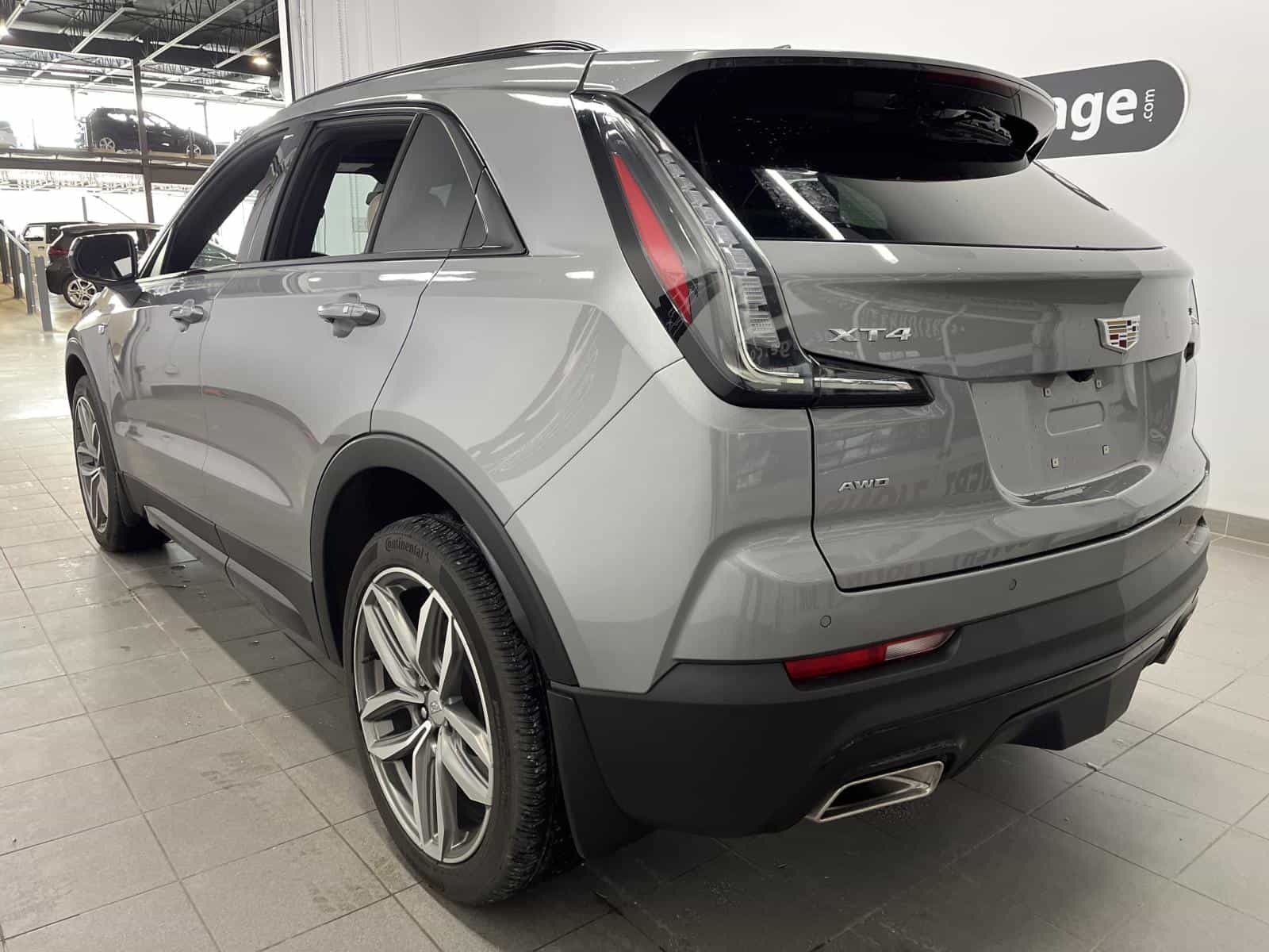 2023 Cadillac XT4 Sport - Image 3