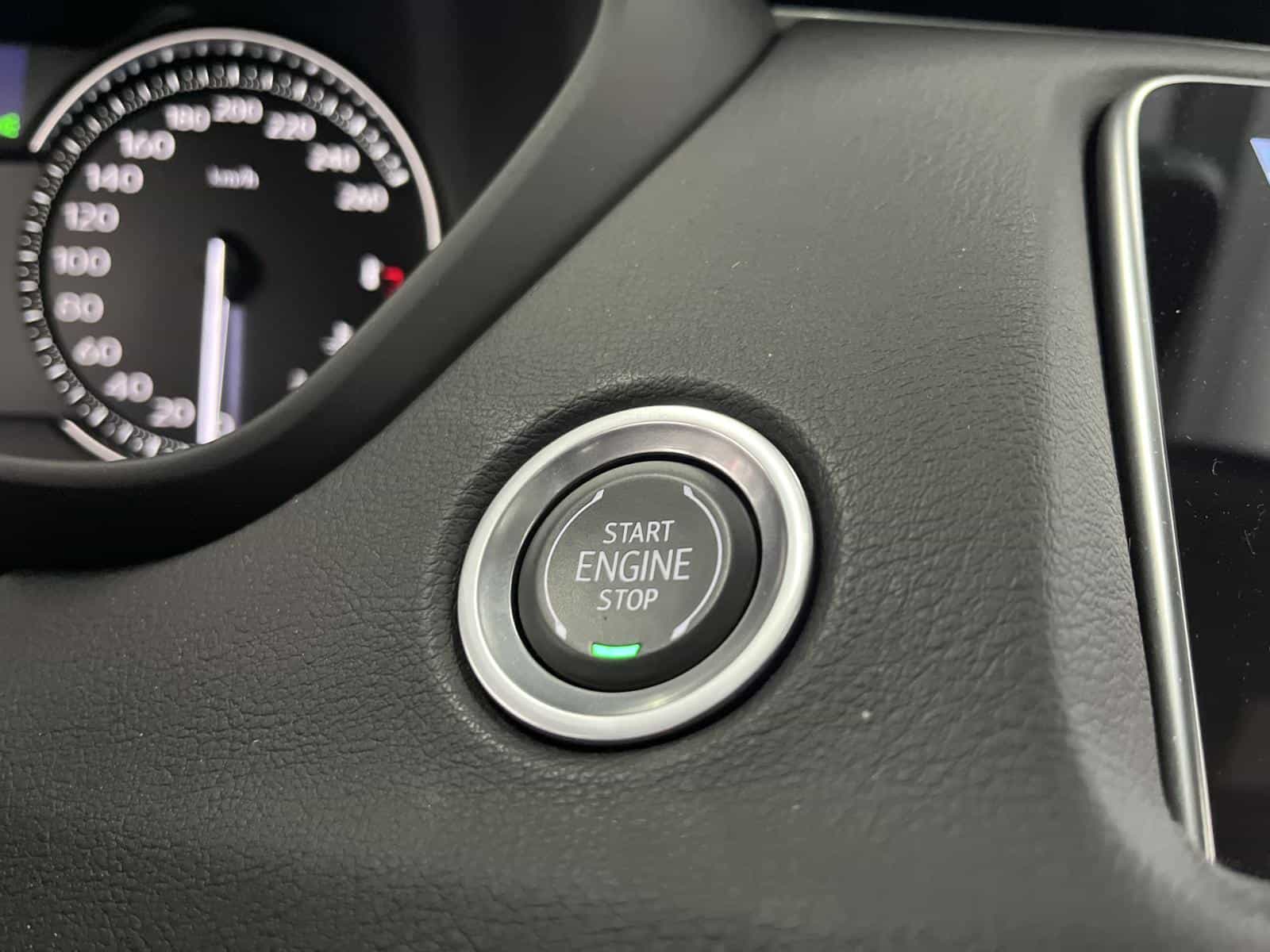 Image 13 Cadillac XT4 Sport 2023