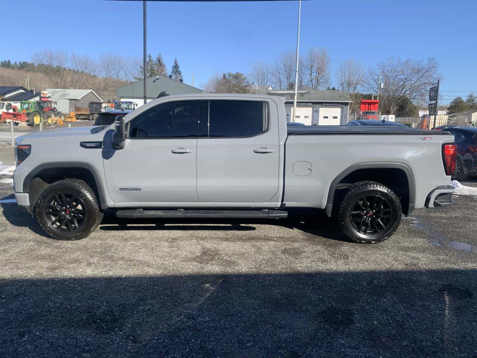 Image 14 GMC Sierra 1500 Elevation 2024