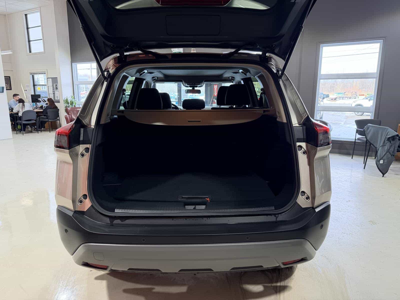 Image 7 Nissan Rogue SV Moonroof 2023