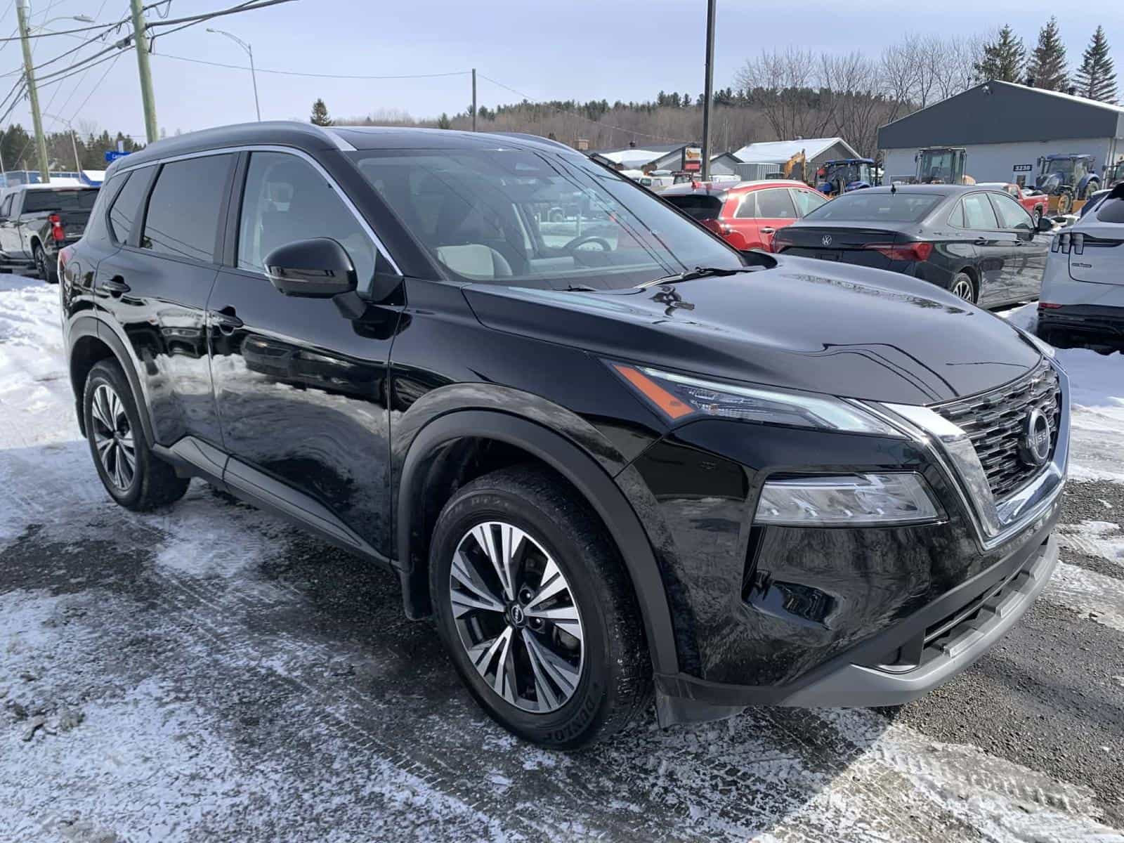 Image 3 Nissan Rogue SV Moonroof 2023