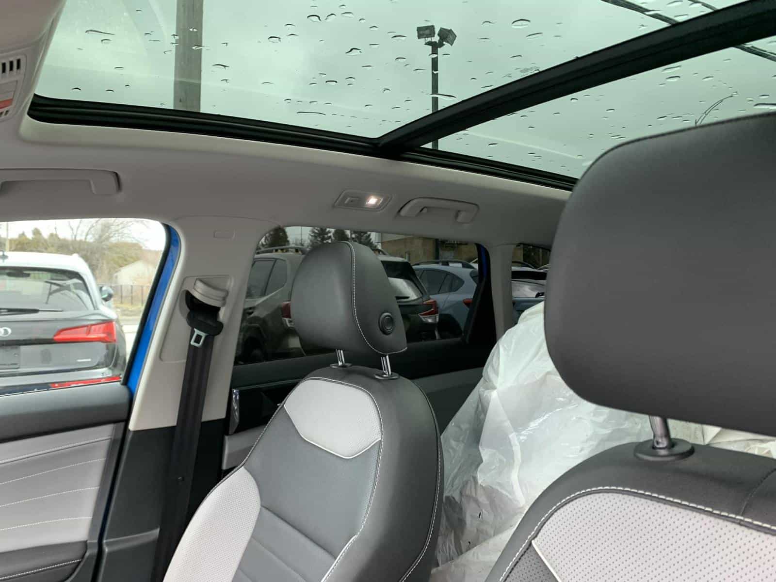 2024 Volkswagen Taos Highline - Image 7