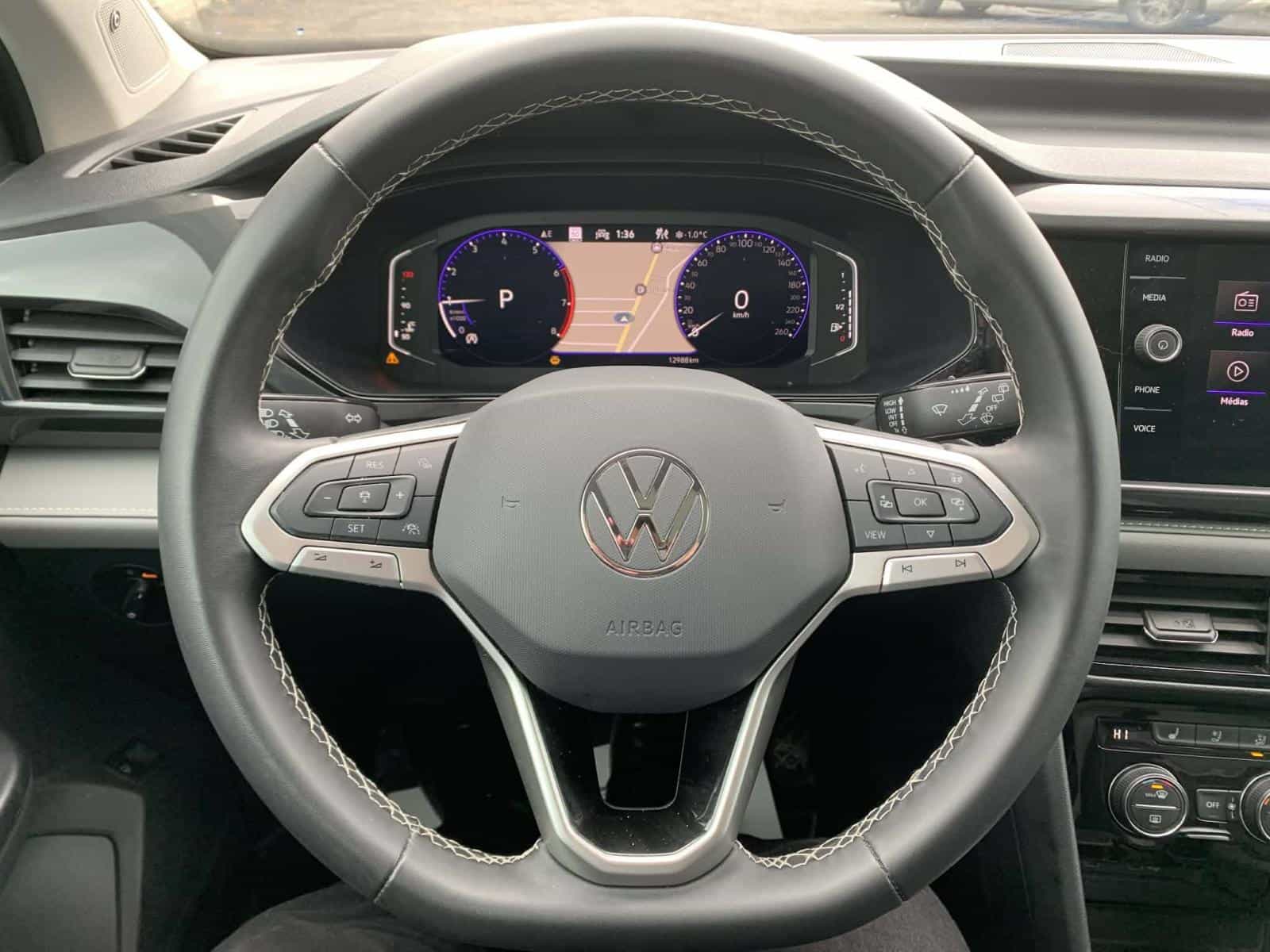 2024 Volkswagen Taos Highline - Image 11