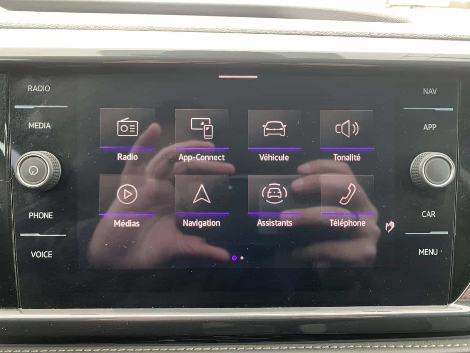 2024 Volkswagen Taos Highline - Image 20