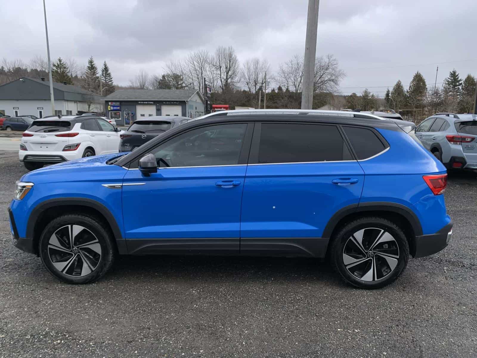 2024 Volkswagen Taos Highline - Image 17