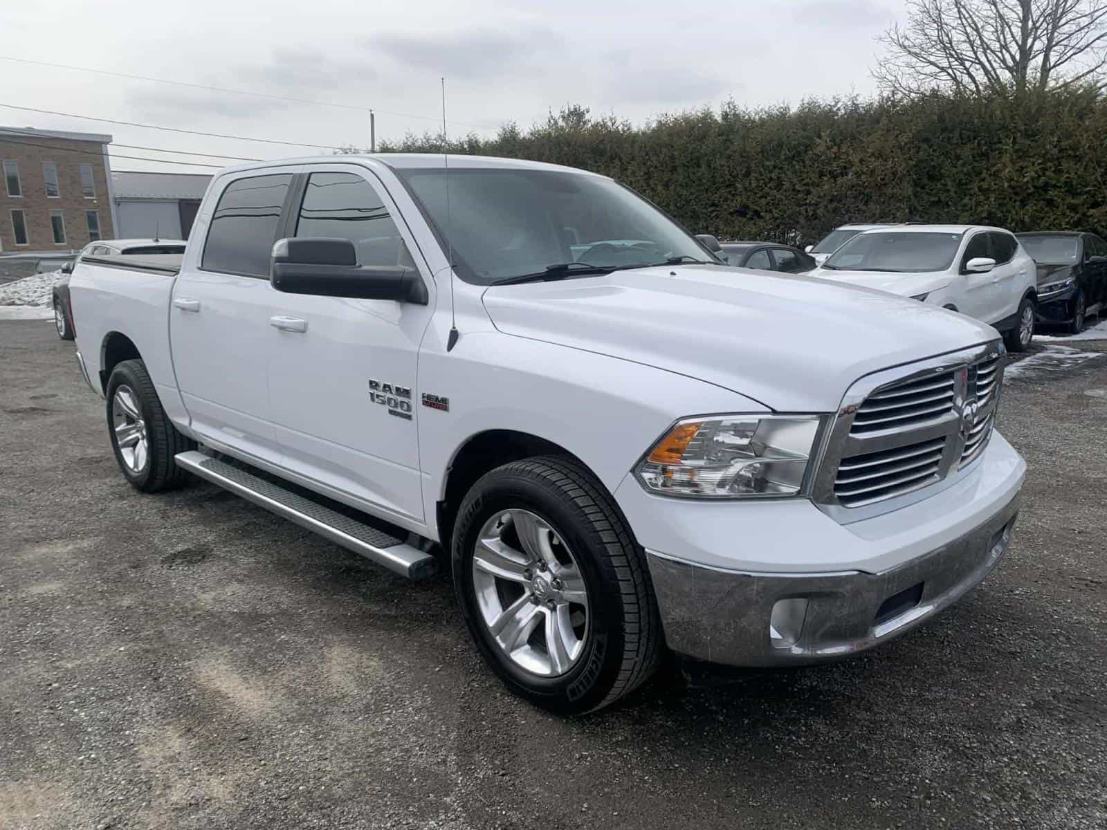 Image 3 RAM 1500 Classic SLT 2019