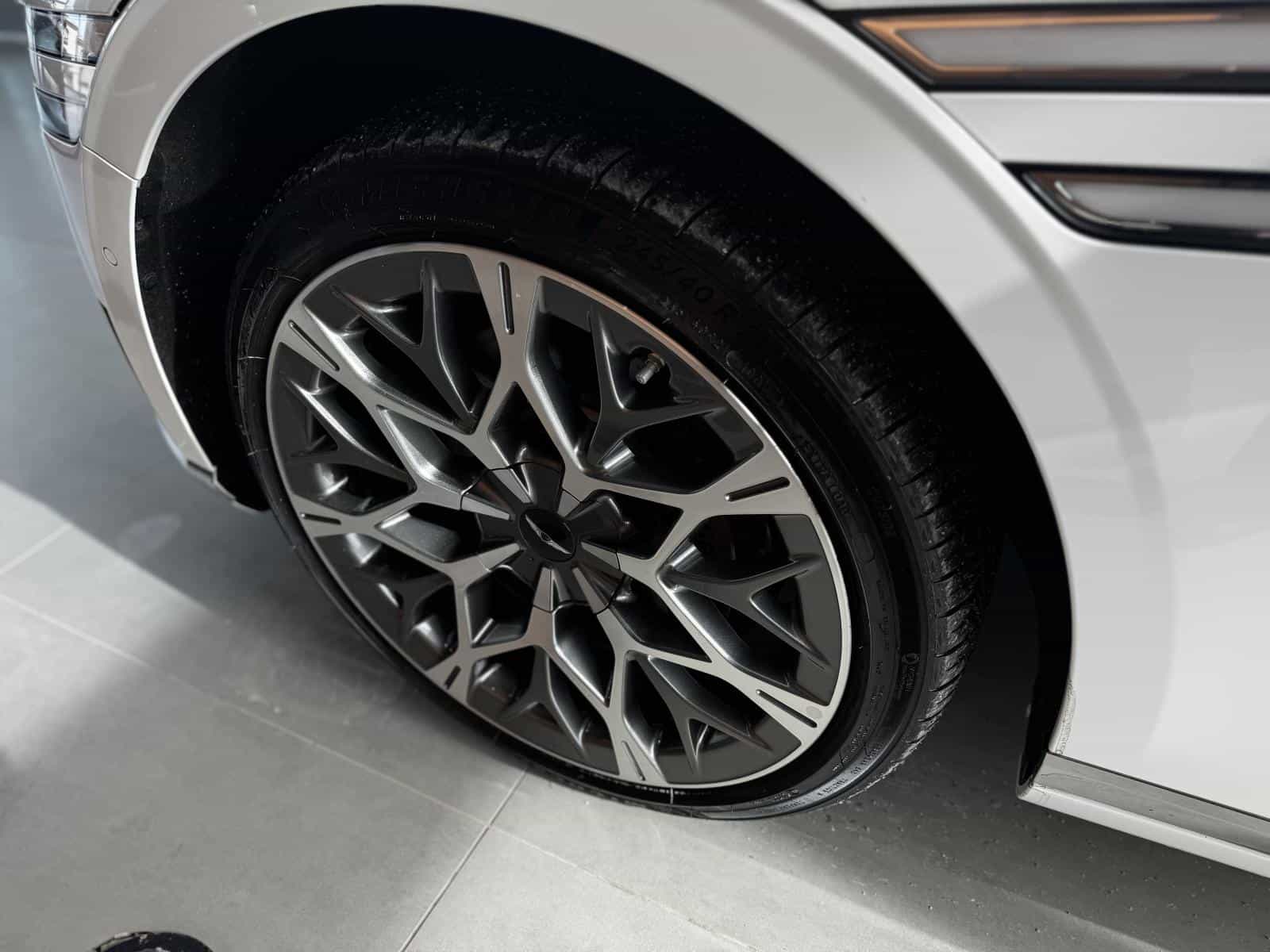 Image 5 Genesis G90 3.5T e-SC 2023