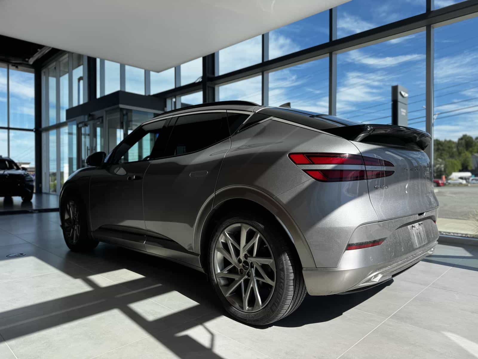 2023 Genesis GV60 Advanced - Image 6