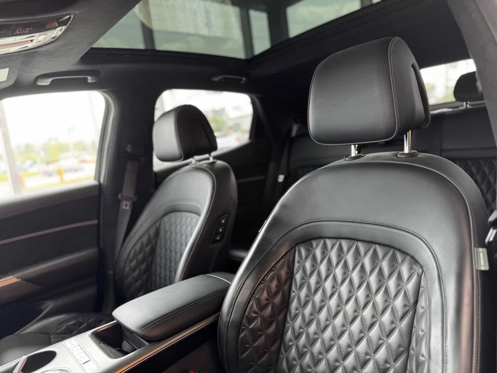 2023 Genesis GV60 Advanced - Image 15