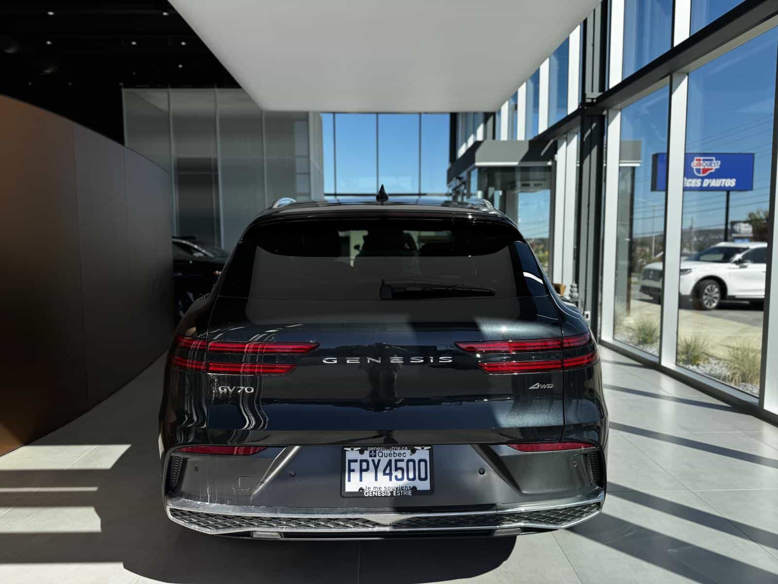 Image 7 Genesis GV70 Advanced Tech 2.5T 2026