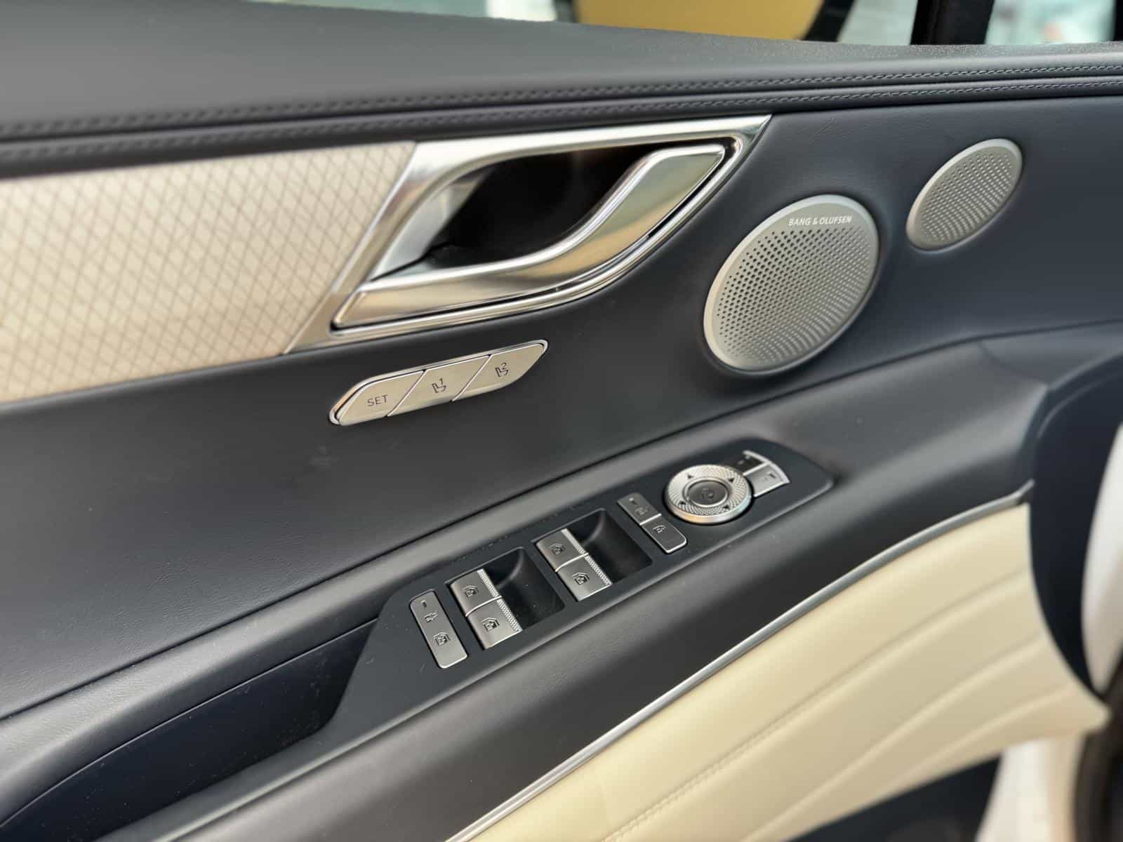 2025 Genesis GV80 3.5T PRESTIGE 7P AWD - Image 13