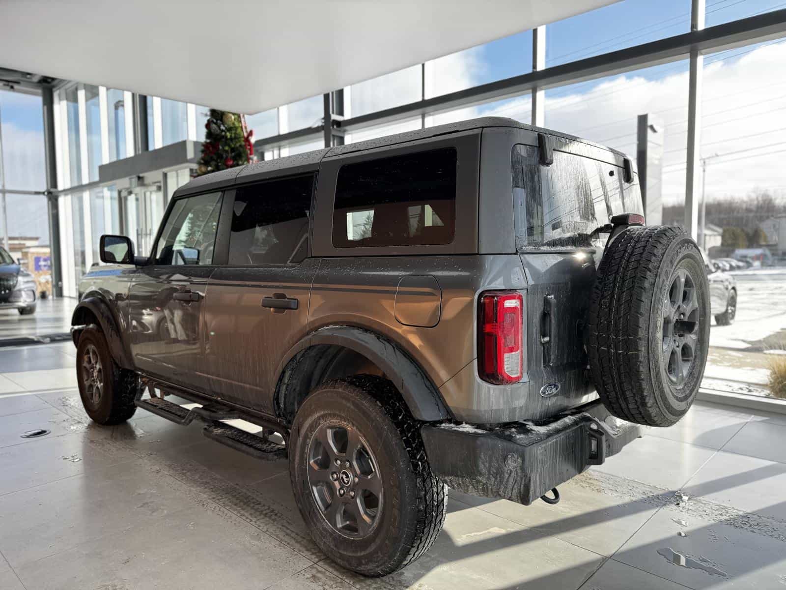 2025 Ford Bronco Big Bend - Image 6