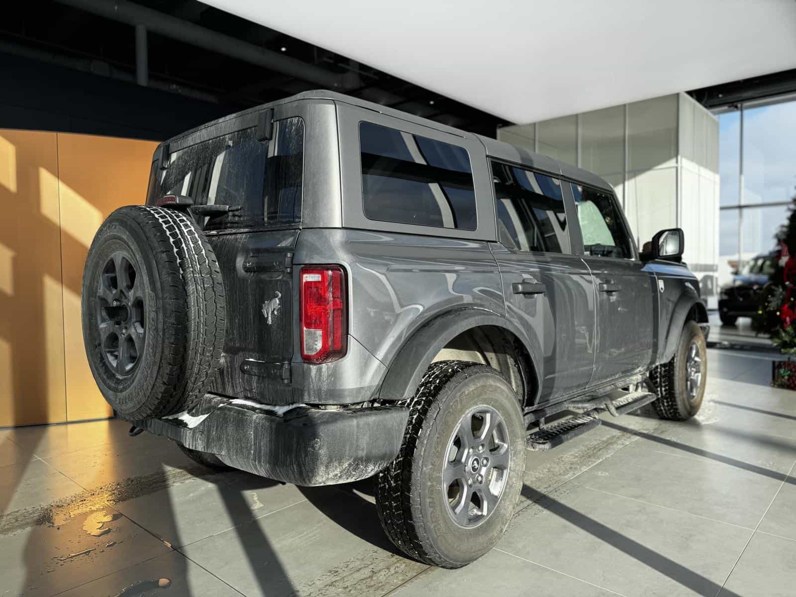 2025 Ford Bronco Big Bend - Image 8