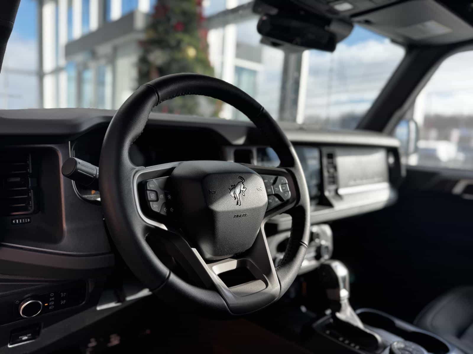 2025 Ford Bronco Big Bend - Image 13