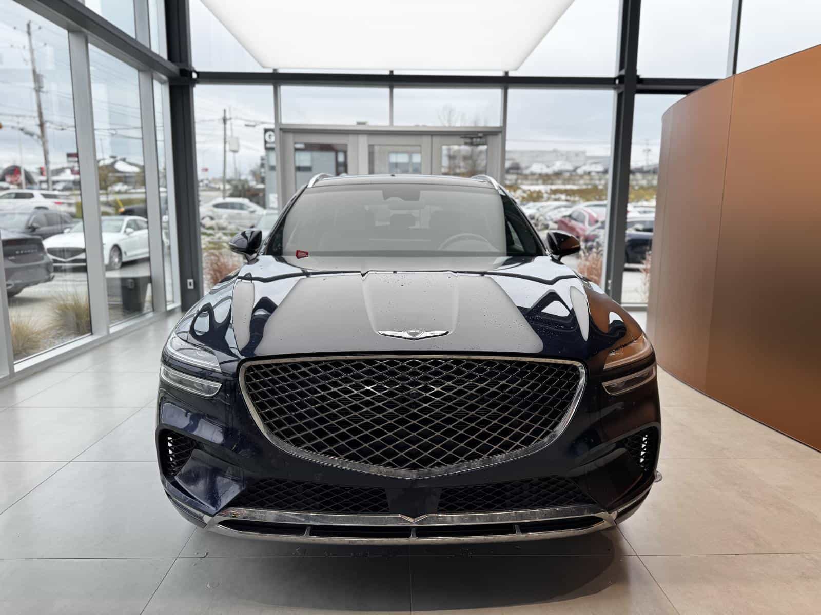 Image 3 Genesis GV70 Advanced Plus 2.5T 2025