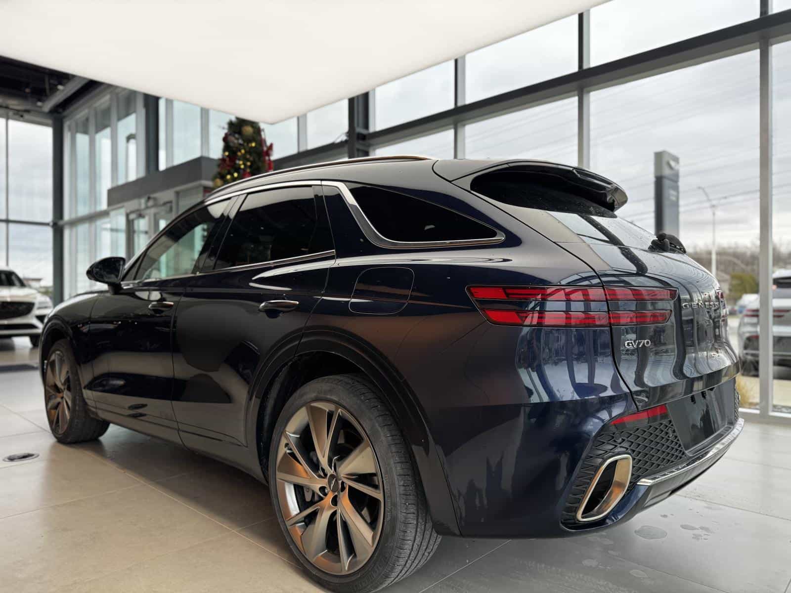 Image 6 Genesis GV70 Advanced Plus 2.5T 2025