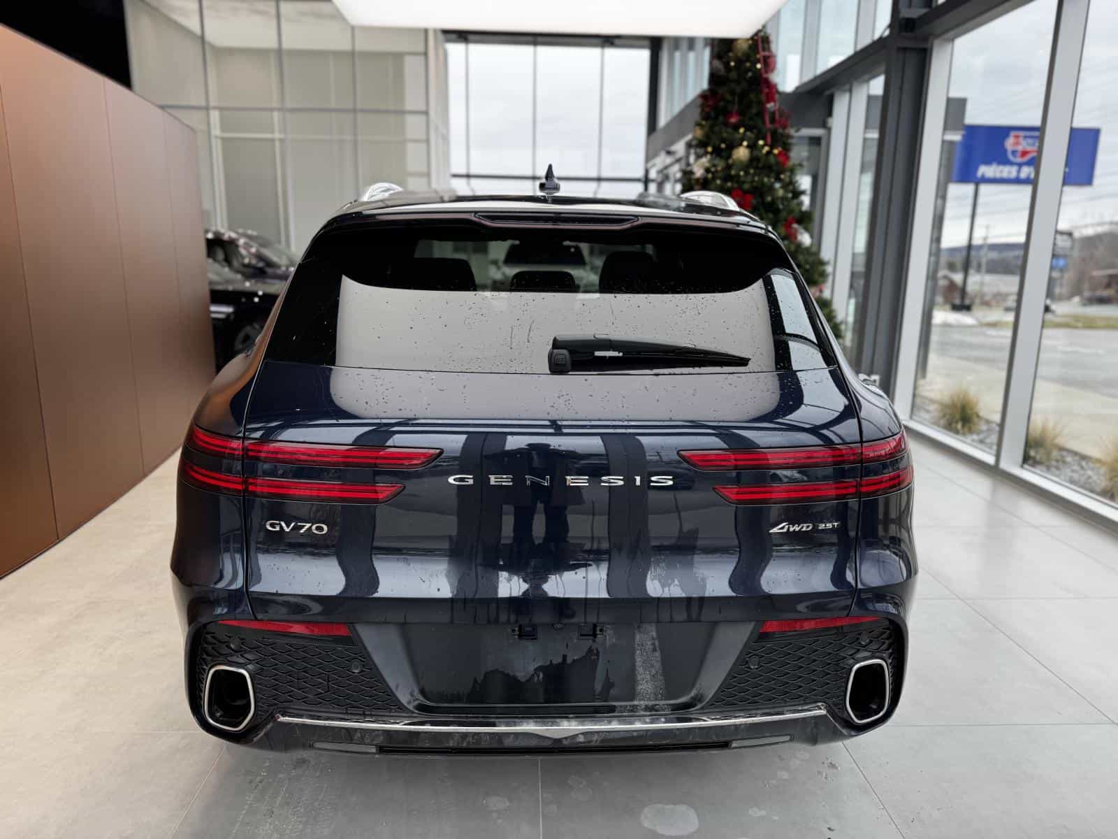 2025 Genesis GV70 Advanced Plus 2.5T - Image 7