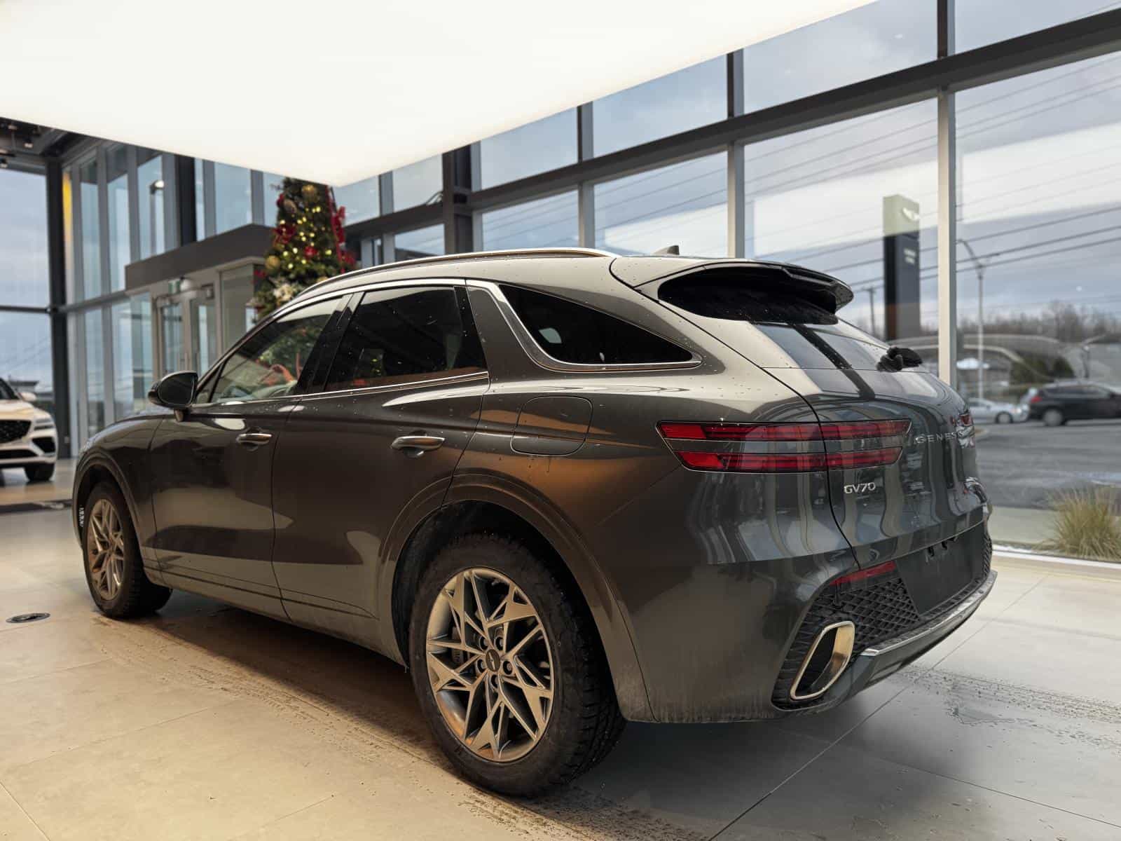 Image 6 Genesis GV70 Advanced 2.5T 2025