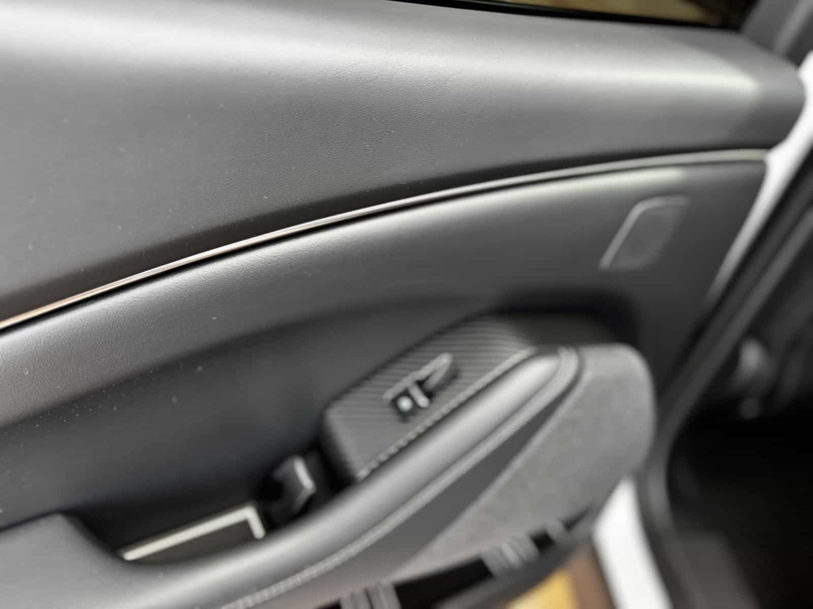 2023 Ford Mustang MACH-E Premium - Image 10