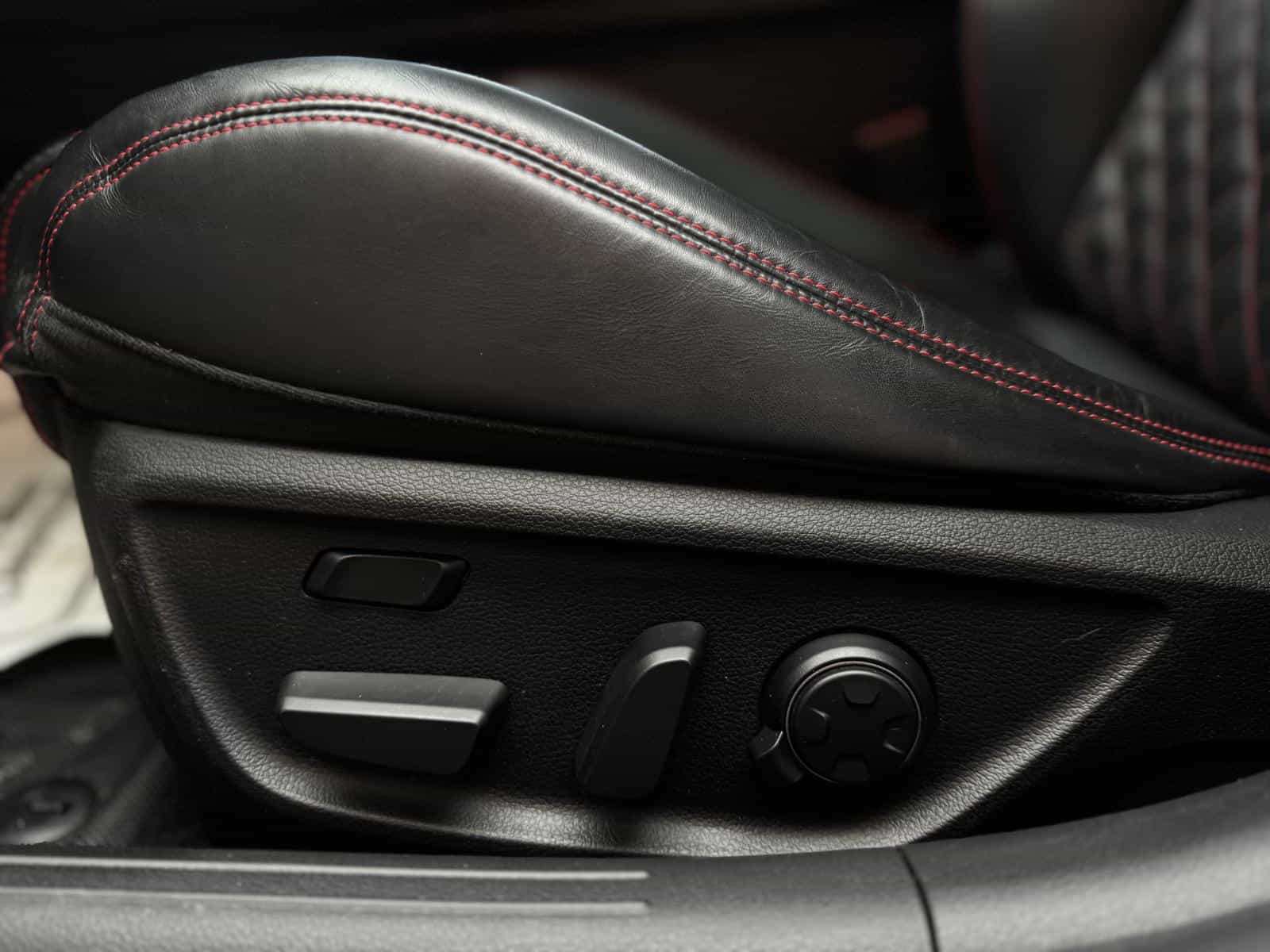 Image 13 Genesis G70 3.3T Sport 2023