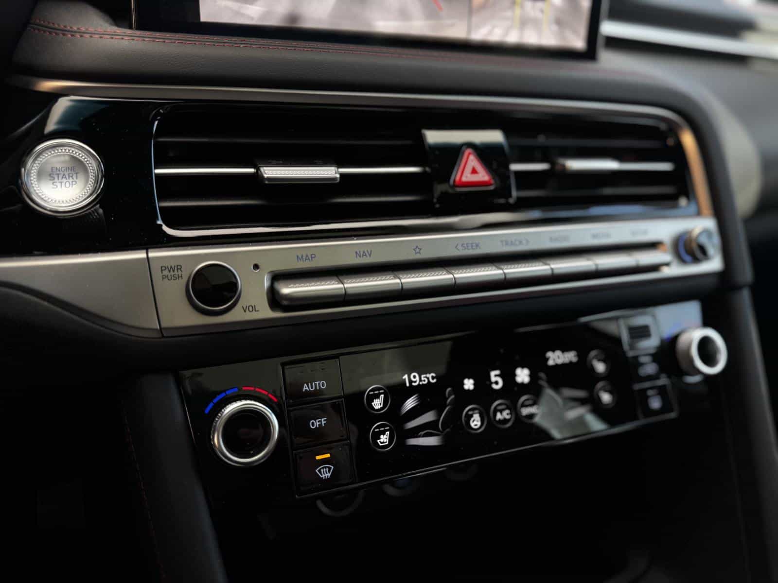 Image 20 Genesis G70 Sport 3.3T 2026