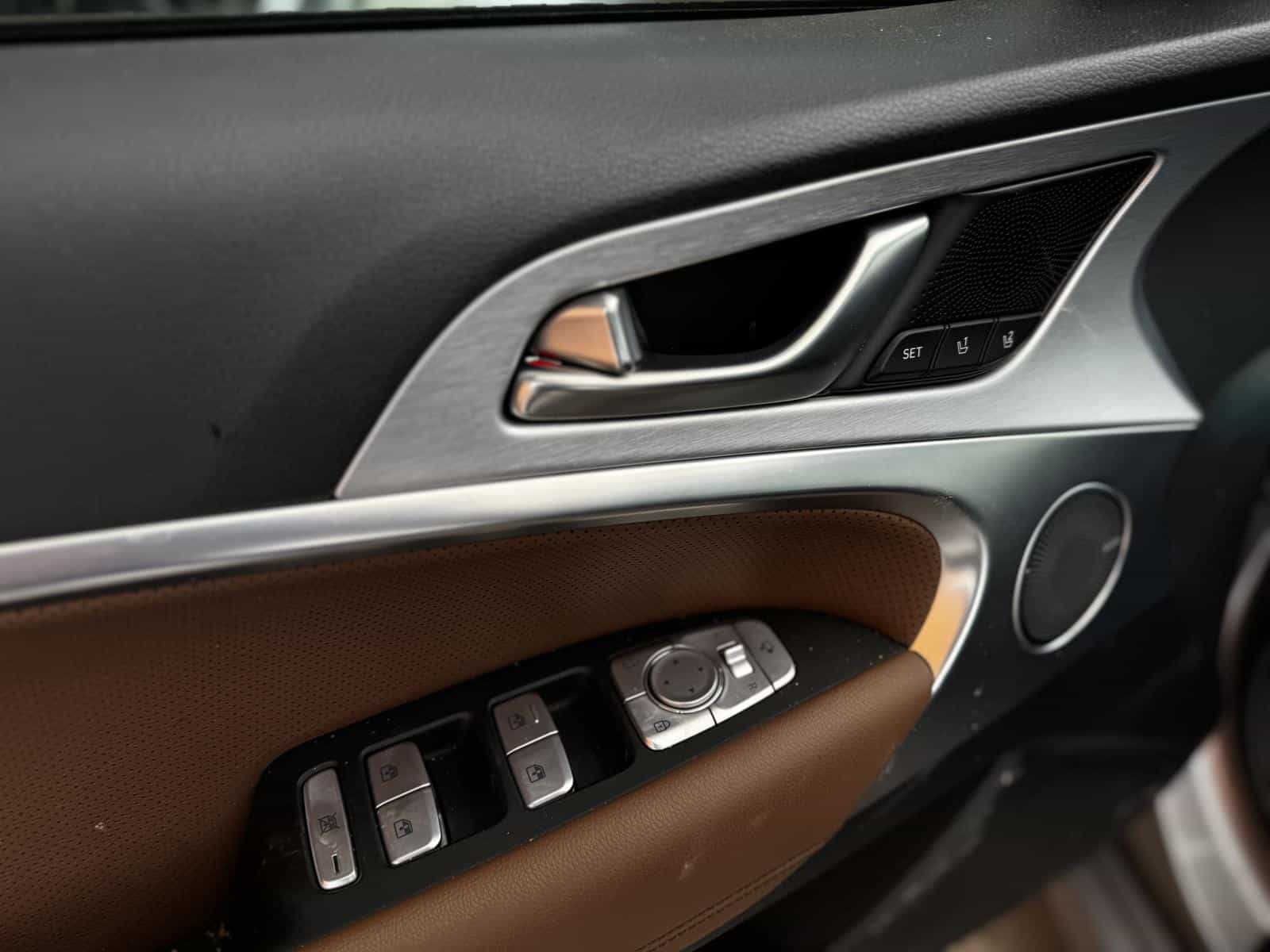 Image 13 Genesis G70 Elite 2.0T 2021