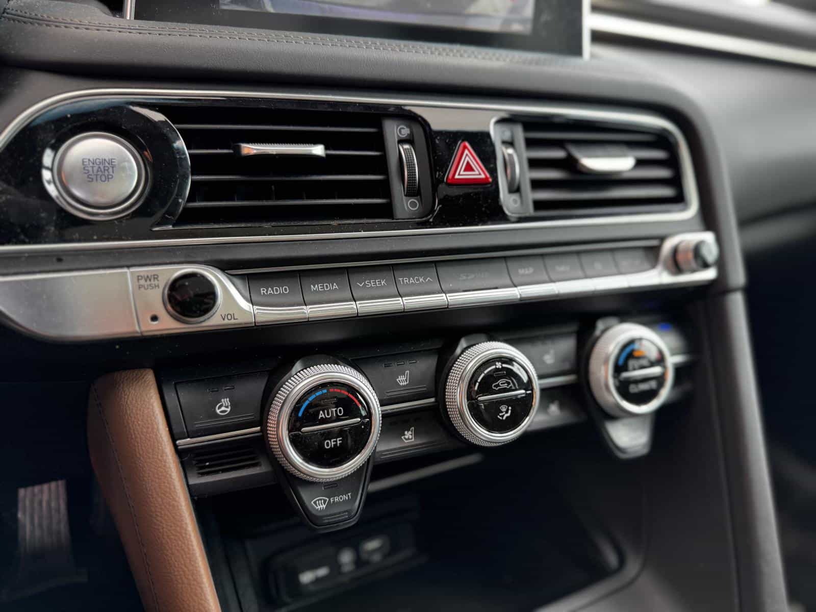 Image 20 Genesis G70 Elite 2.0T 2021