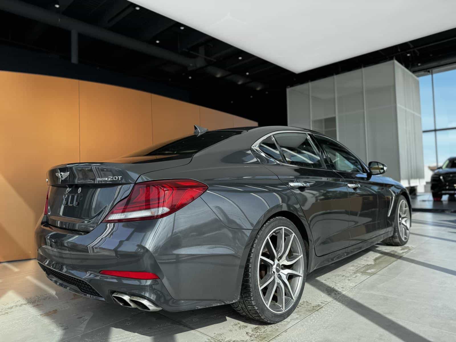 2019 Genesis G70 Prestige 2.0T - Image 8