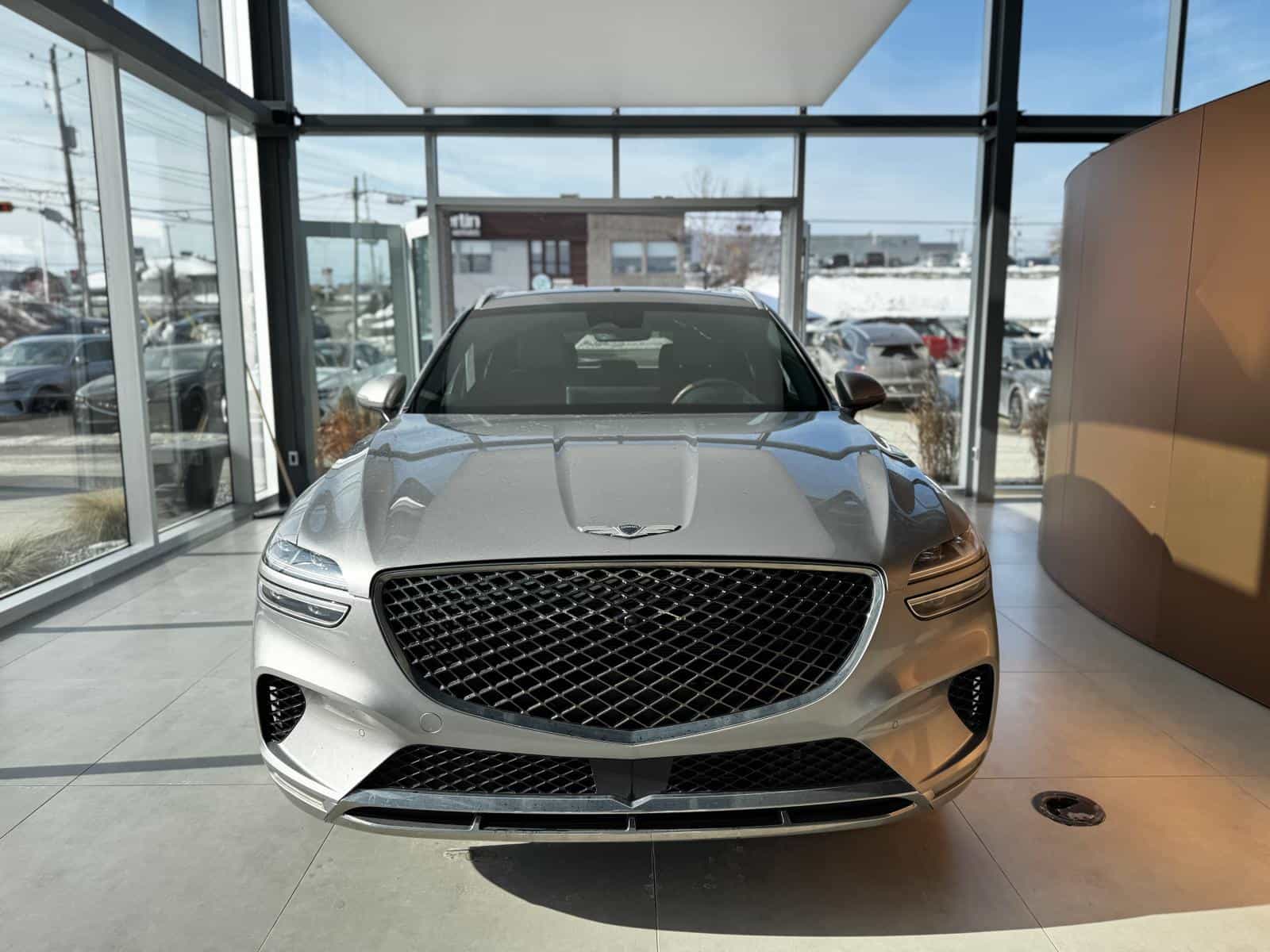 2024 Genesis GV70 Advanced Plus 2.5T - Image 3