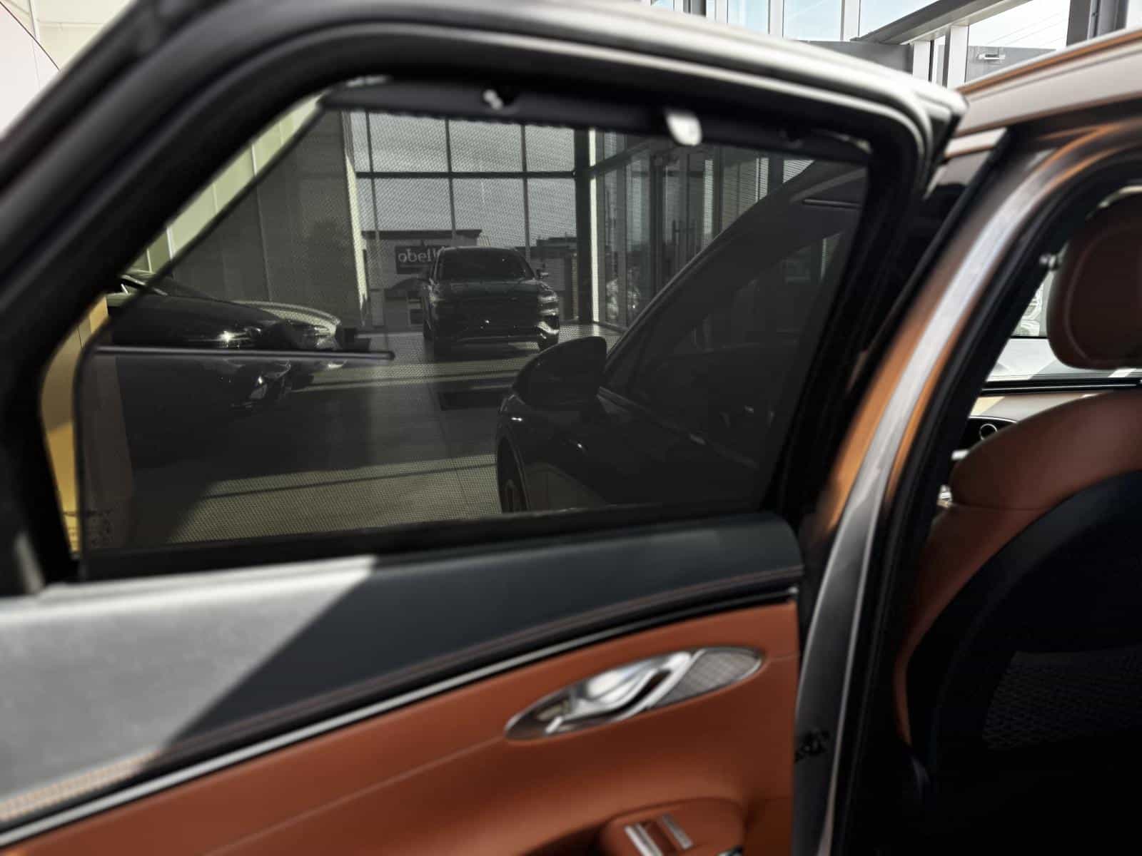 2024 Genesis GV70 Advanced Plus 2.5T - Image 10