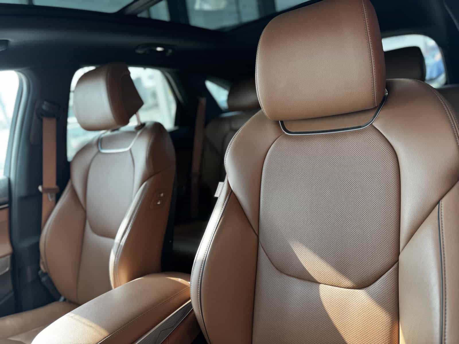 2024 Genesis GV70 Advanced Plus 2.5T - Image 16