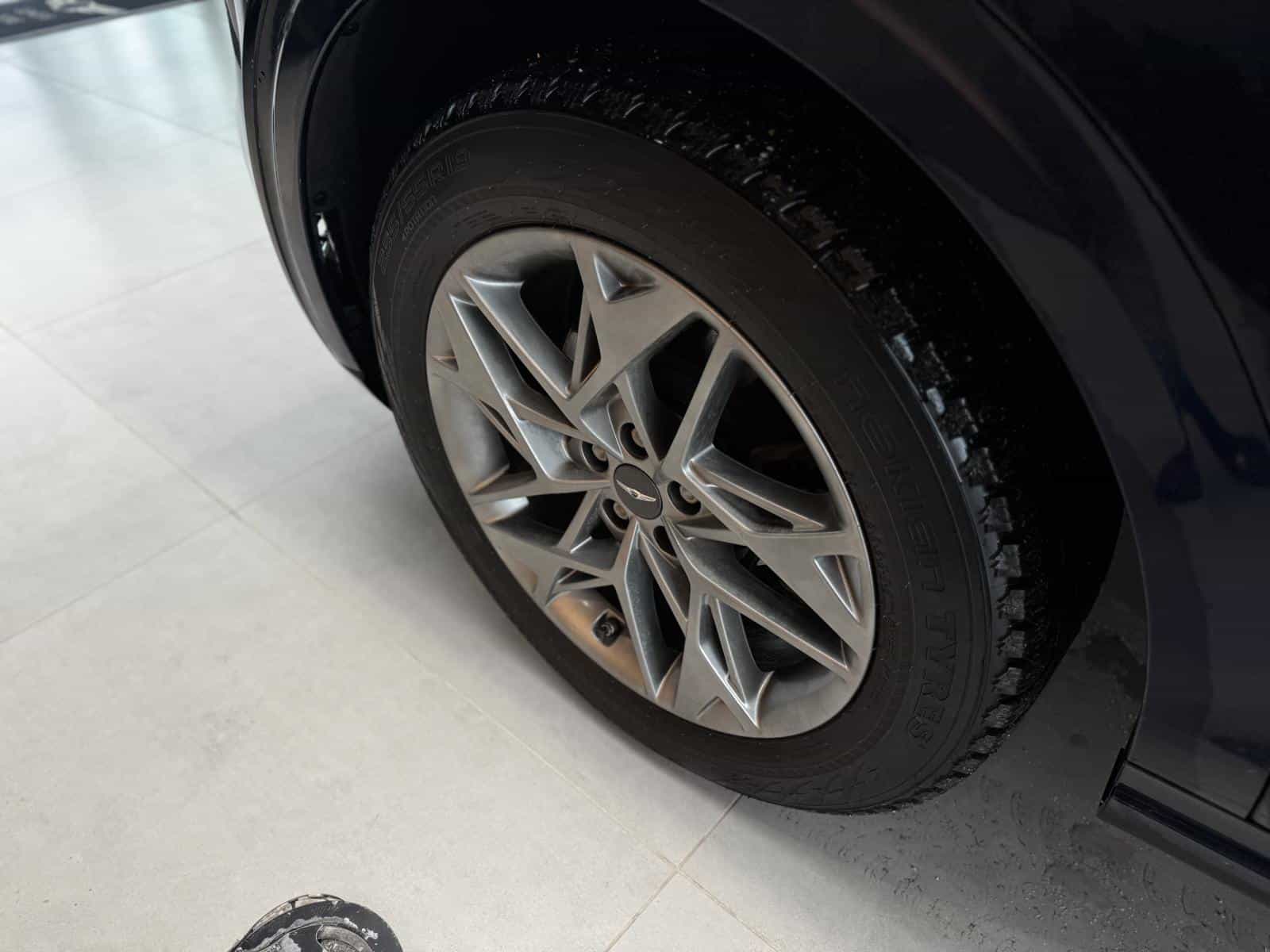 2022 Genesis GV70 Advanced Plus 2.5T - Image 5