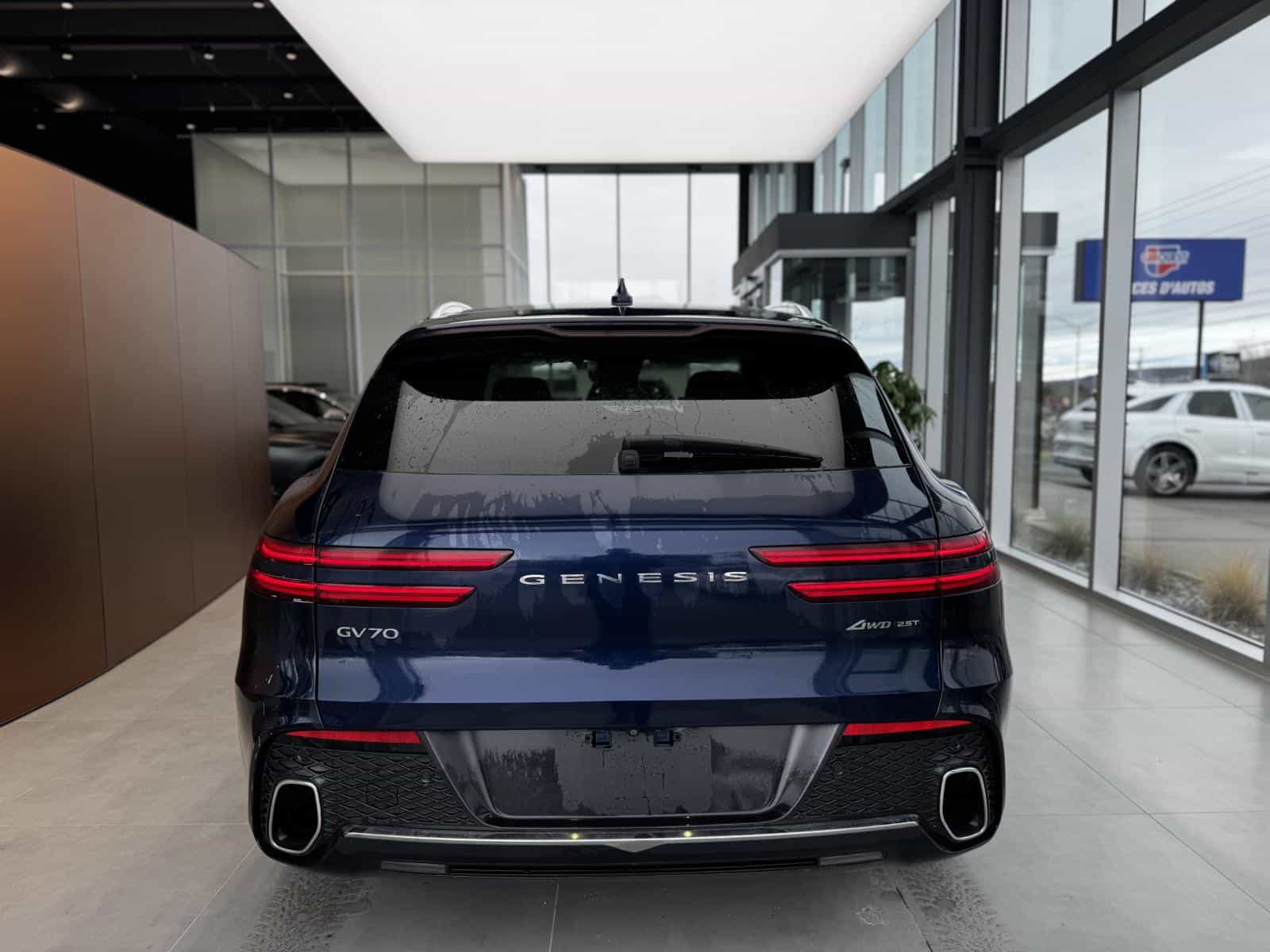 2022 Genesis GV70 Advanced Plus 2.5T - Image 7