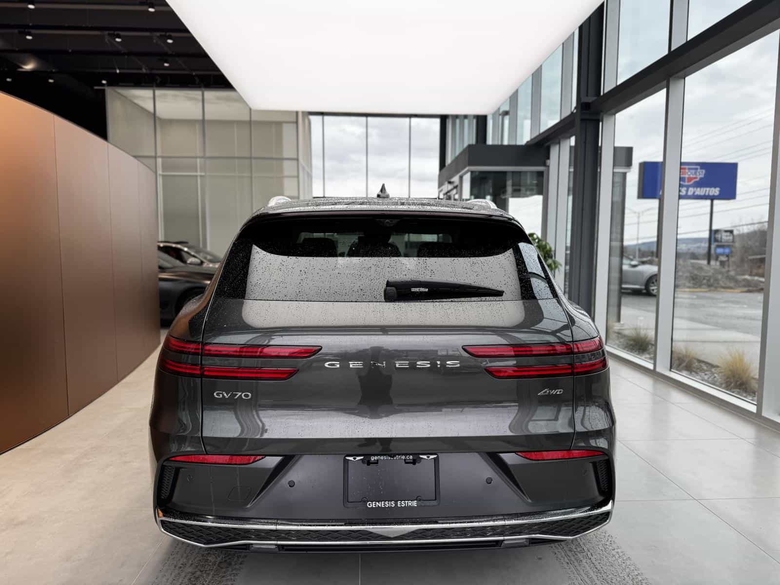 2026 Genesis GV70 Prestige 2.5T - Image 6