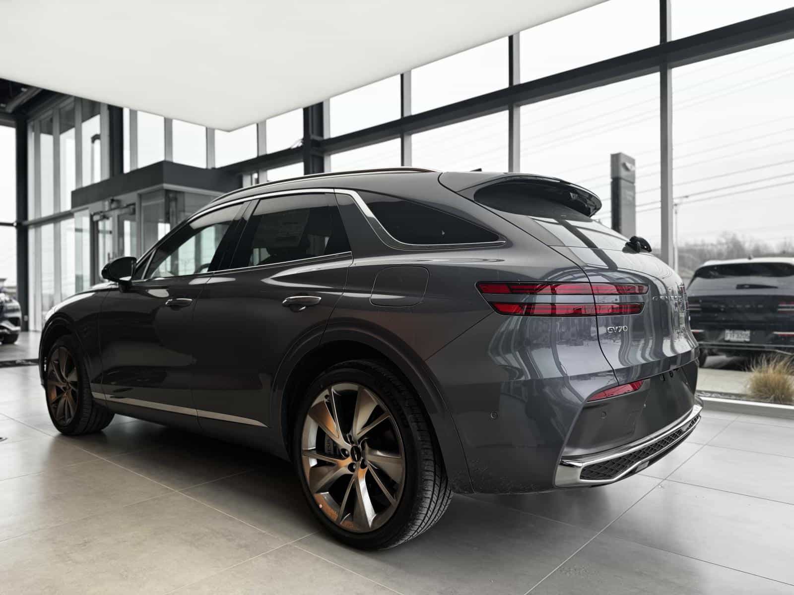 2026 Genesis GV70 Prestige 2.5T - Image 6