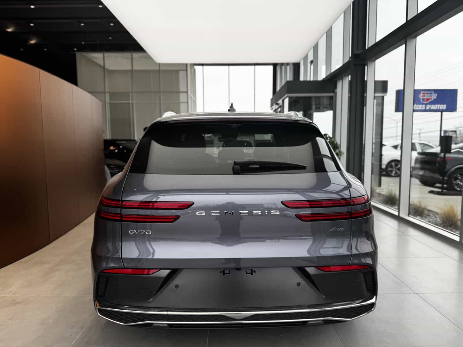 2026 Genesis GV70 Prestige 2.5T - Image 7