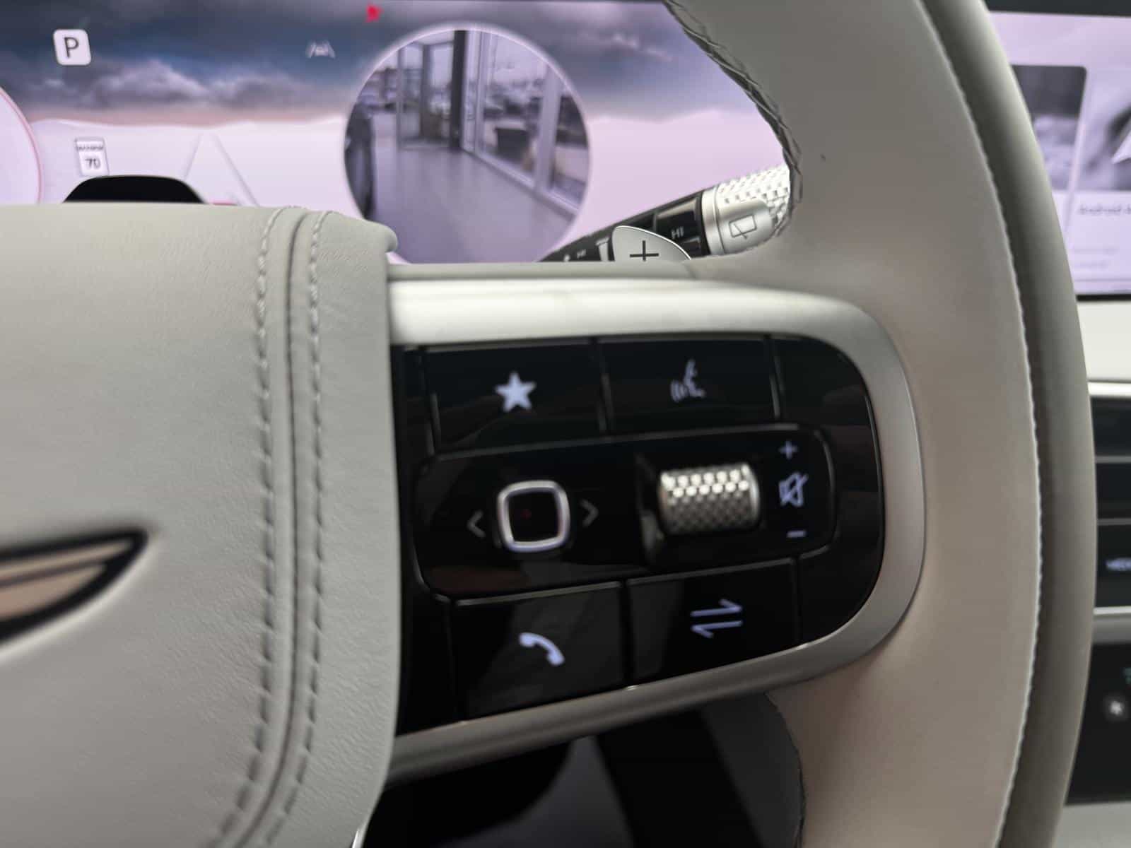 2026 Genesis GV70 Prestige 2.5T - Image 21