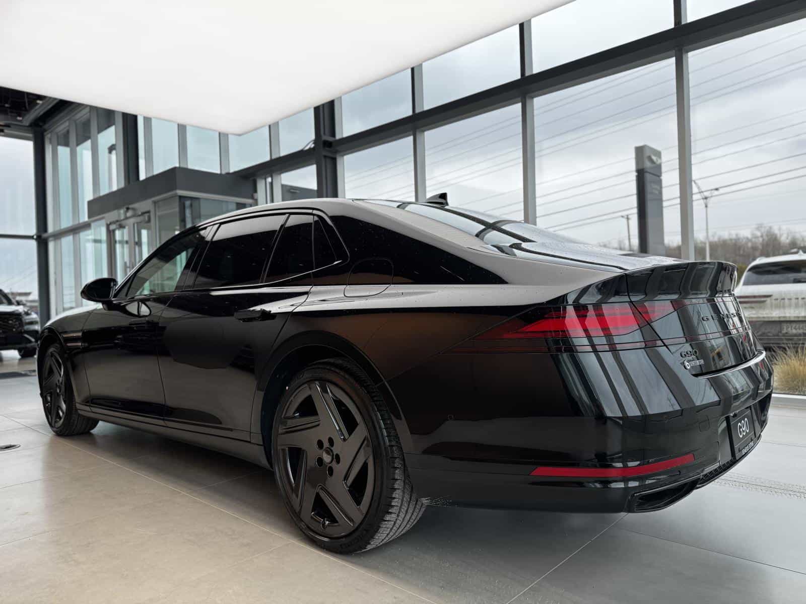 Image 6 Genesis G90 e-SC Prestige Black 2026