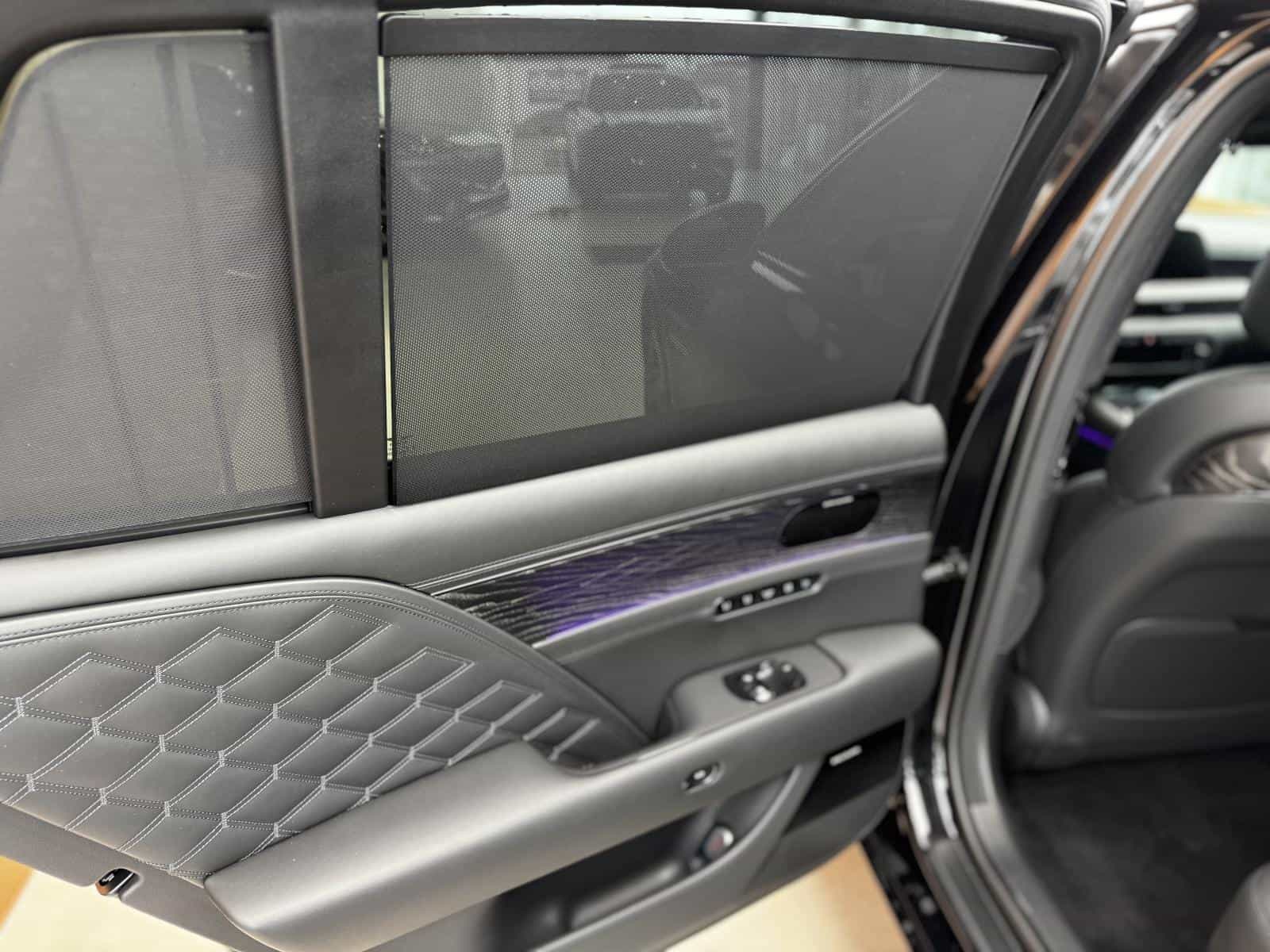 Image 10 Genesis G90 e-SC Prestige Black 2026