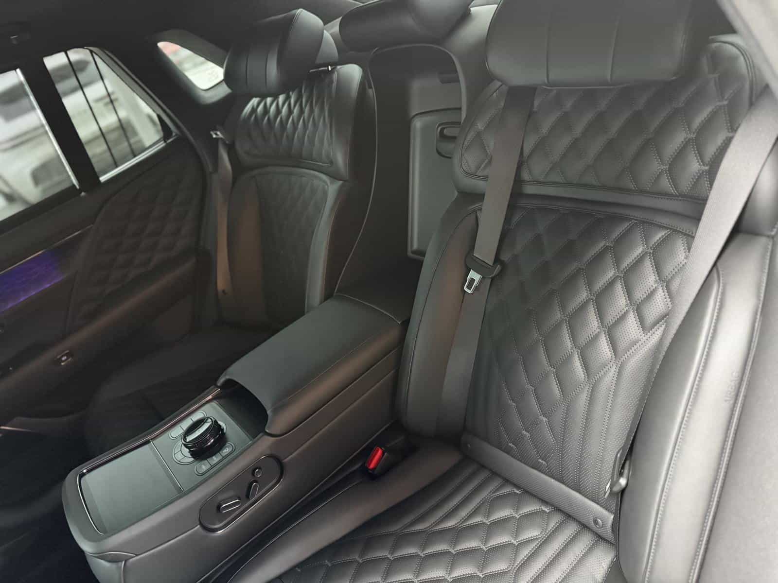 Image 11 Genesis G90 e-SC Prestige Black 2026