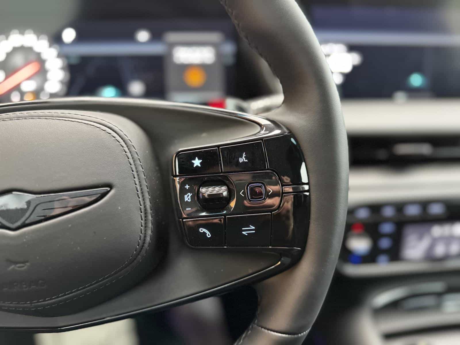 2026 Genesis G90 e-SC Prestige Black - Image 19