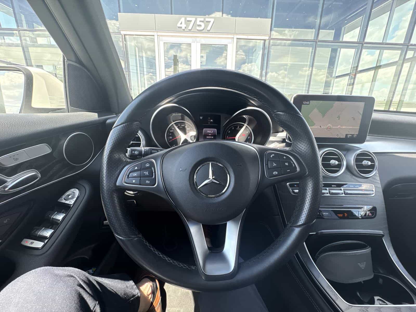 2018 Mercedes-Benz GLC-Class GLC300 - Image 1