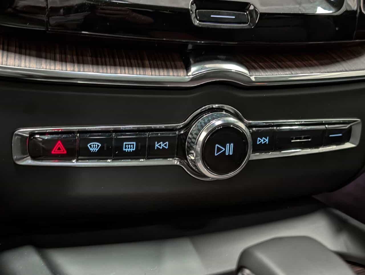 Image 17 Volvo XC60 B5 - Plus 2024